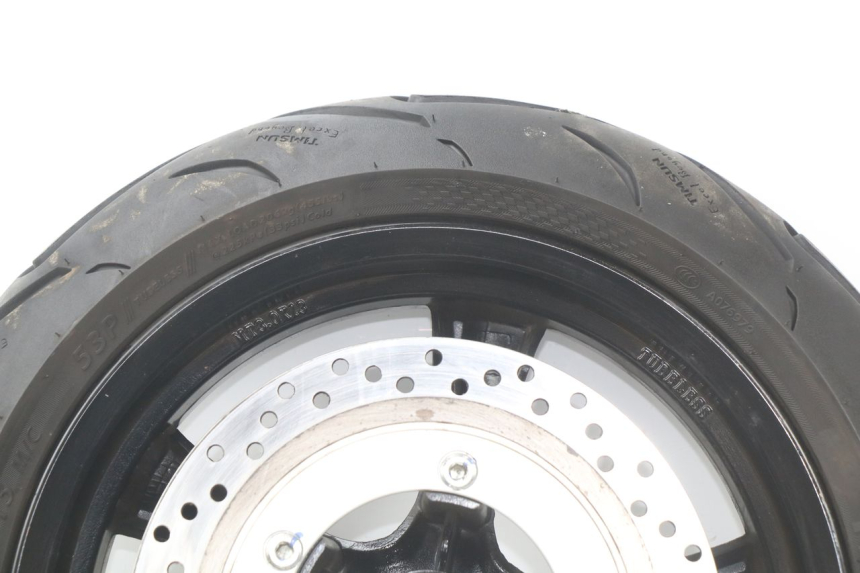 photo de OBRĘCZ PRZEDNIA JM MOTORS F45i 4T 50 (2020 - 2023) - Widok z bliska