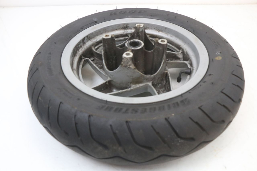 photo de OBRĘCZ PRZEDNIA HONDA FES PANTHEON 2T 125 (1998 - 2002) - Oznaczenia i referencje