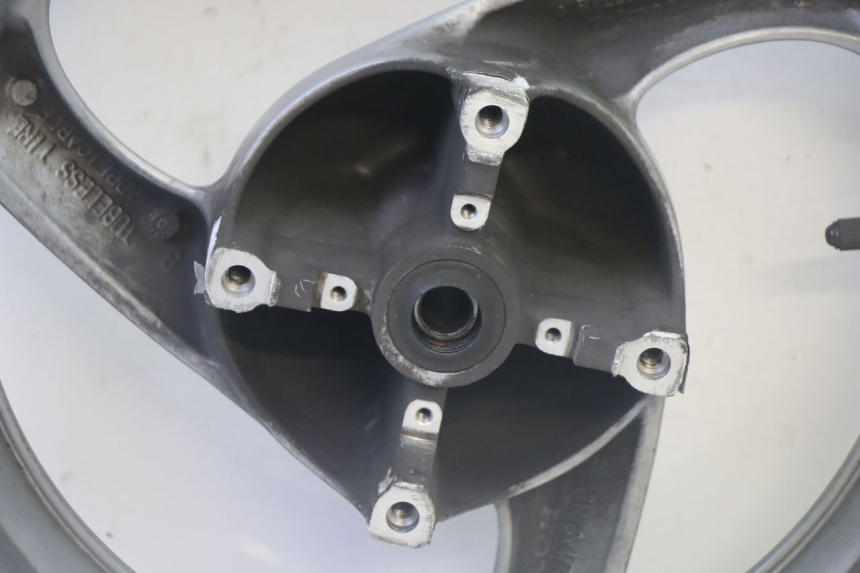 photo de OBRĘCZ PRZEDNIA HONDA FES S-WING SWING ABS 125 (2007 - 2015) - Część sprawdzona