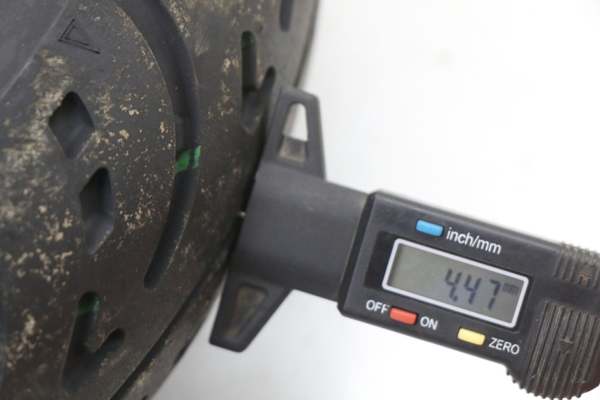 photo de OBRĘCZ PRZEDNIA SYM FIDDLE 2 50 (2008 - 2013) - Widok z bliska