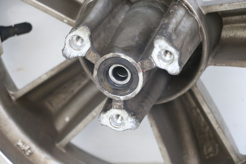 photo de OBRĘCZ PRZEDNIA SYM FIDDLE 3 III 50 (2014 - 2020) - Zbliżenie techniczne