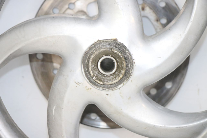 photo de OBRĘCZ PRZEDNIA PIAGGIO FLY 125 (2005 - 2012) - Szczegóły charakterystyczne