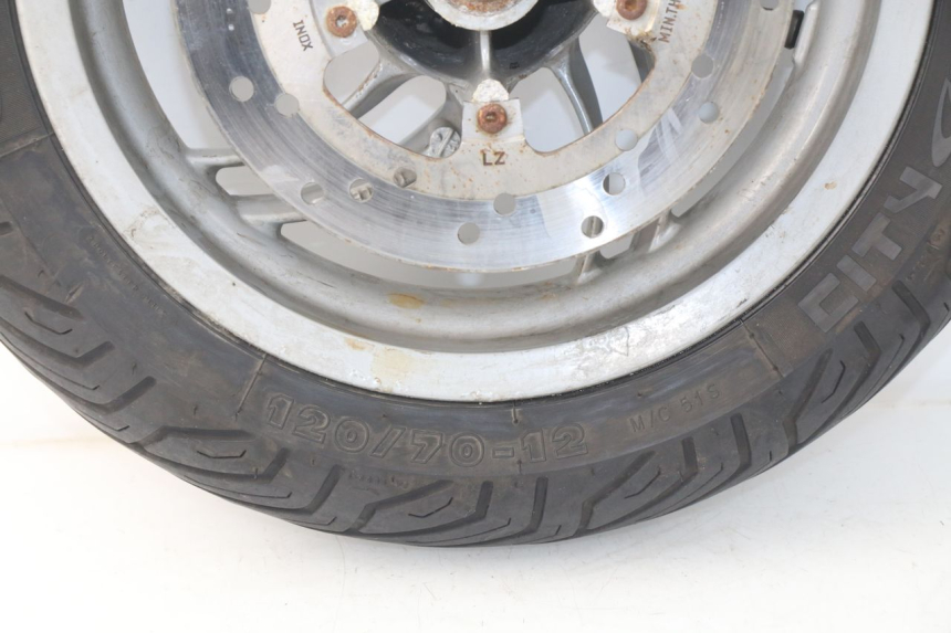 photo de OBRĘCZ PRZEDNIA PIAGGIO FLY IE 125 (2012 - 2017) - Zbliżenie komponentów