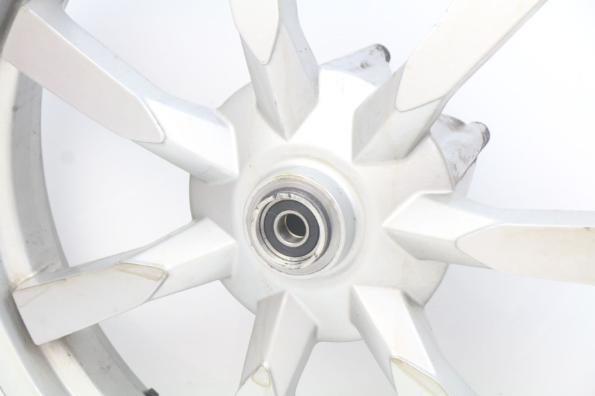 photo de OBRĘCZ PRZEDNIA PEUGEOT GEOPOLIS 400 (2007 - 2013) - Szczegóły charakterystyczne