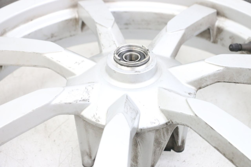 photo de OBRĘCZ PRZEDNIA PEUGEOT GEOPOLIS RS 125 (2007 - 2009) - Zbliżenie techniczne