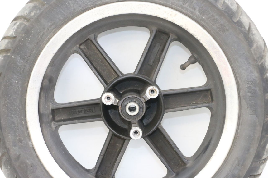 photo de OBRĘCZ PRZEDNIA GOES WIKI 125 (2010 - 2015) - Szczegóły charakterystyczne