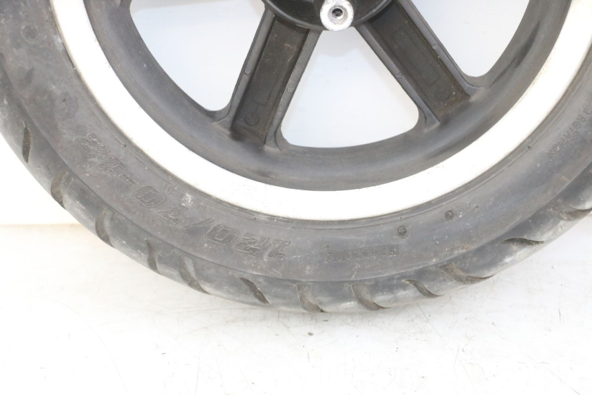 photo de OBRĘCZ PRZEDNIA GOES WIKI 125 (2010 - 2015) - Zbliżenie komponentów