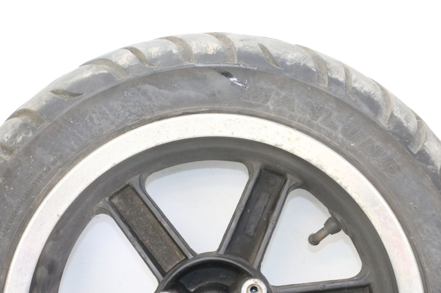 photo de OBRĘCZ PRZEDNIA GOES WIKI 125 (2010 - 2015) - Widok z bliska