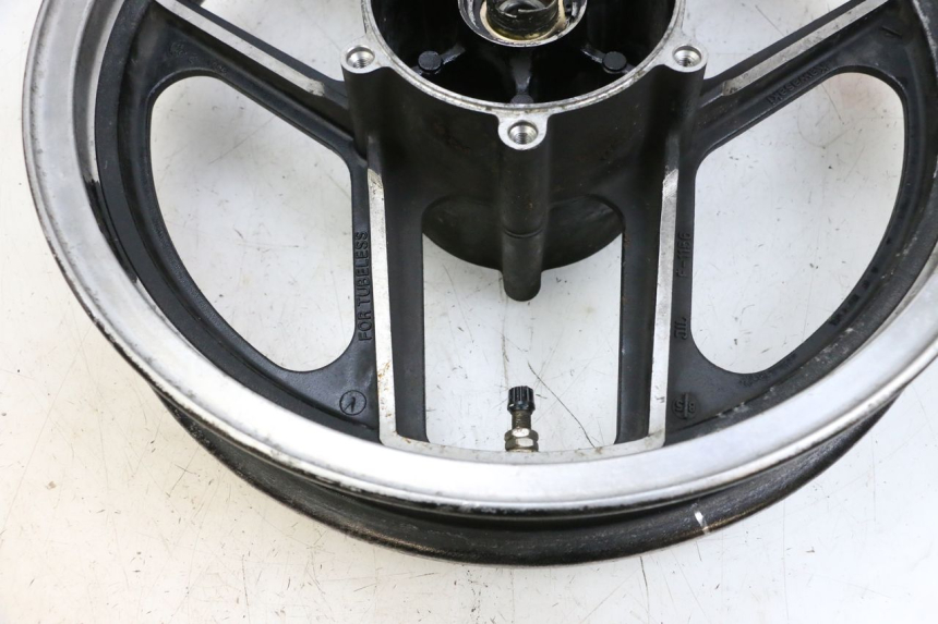 photo de OBRĘCZ PRZEDNIA KAWASAKI GPZ RX 1000 (1986 - 1988) - Oznaczenia i referencje