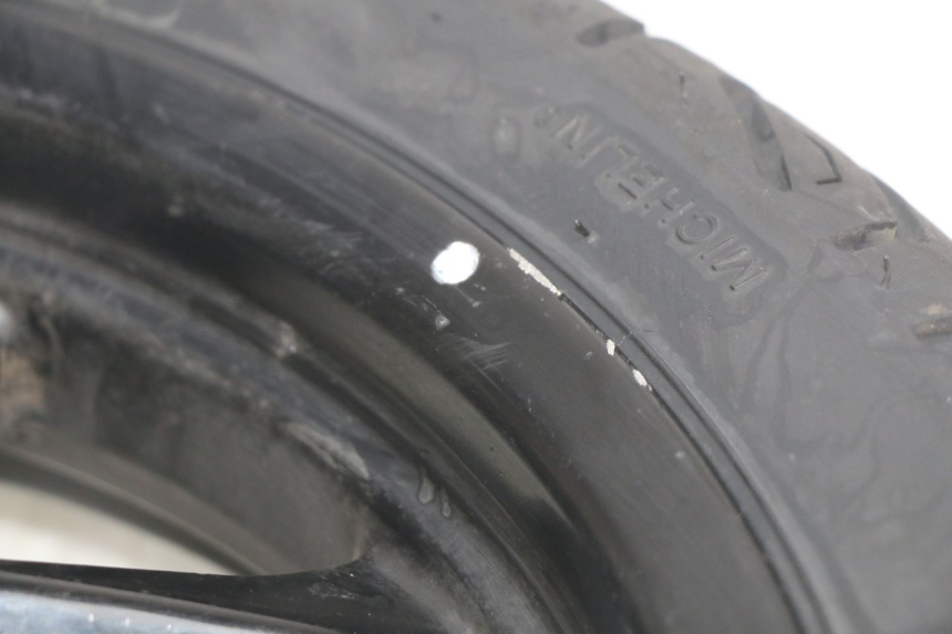 photo de OBRĘCZ PRZEDNIA SYM GTS EFI 125 (2012 - 2016) - Zbliżenie techniczne