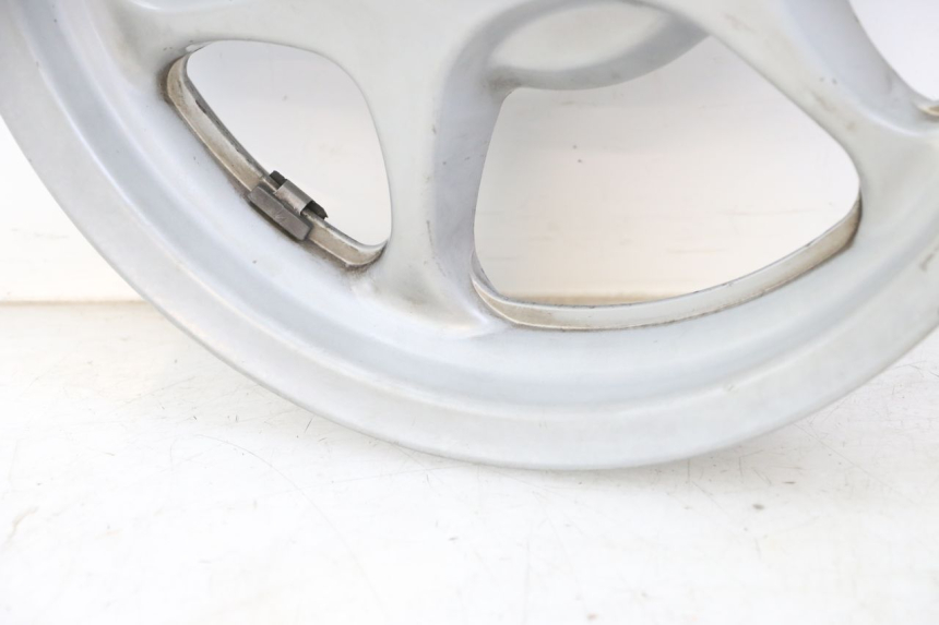 photo de OBRĘCZ PRZEDNIA HONDA NES AROBASE 125 (2000 - 2003) - Zbliżenie komponentów