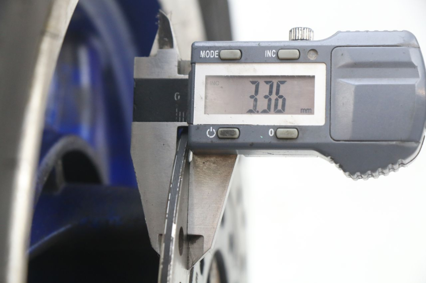 photo de OBRĘCZ PRZEDNIA KEEWAY HURRICANE 50 (2006 - 2019) - Zoom stanu zużycia