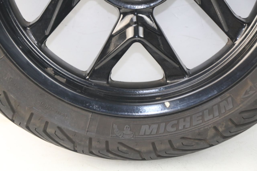 photo de OBRĘCZ PRZEDNIA SYM JOYMAX 250 (2013 - 2017) - Oznaczenia i referencje