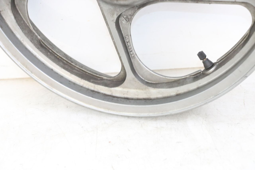 photo de OBRĘCZ PRZEDNIA KAWASAKI GTR 1000 (1994 - 2004) - Stan powierzchni