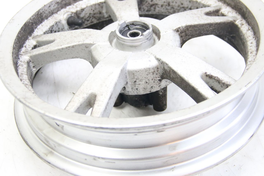 photo de OBRĘCZ PRZEDNIA PEUGEOT KISBEE 2T 50 (2010 - 2017) - Zbliżenie techniczne