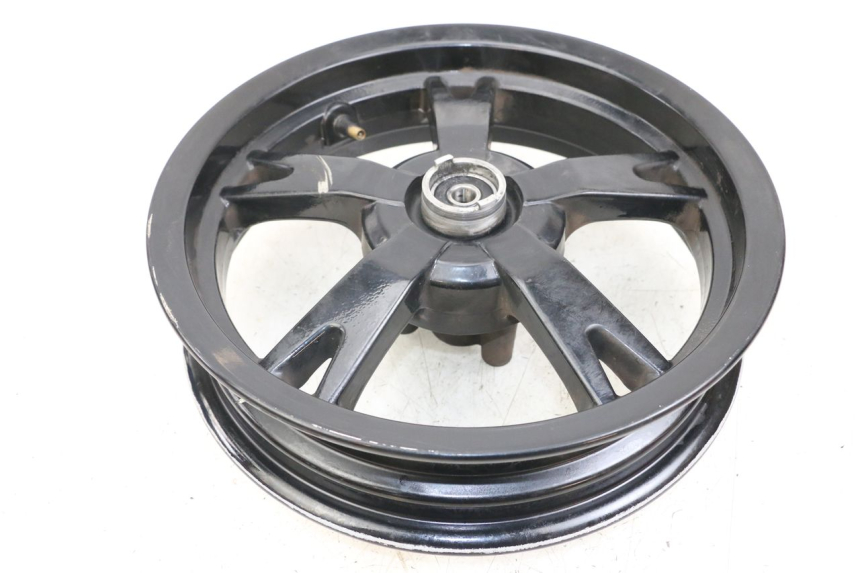 photo de OBRĘCZ PRZEDNIA PEUGEOT KISBEE 2T 50 (2018 - 2022) - Zbliżenie komponentów