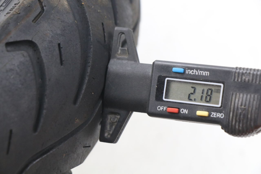 photo de OBRĘCZ PRZEDNIA PEUGEOT KISBEE 4T 50 (2010 - 2017) - Inny kąt widzenia