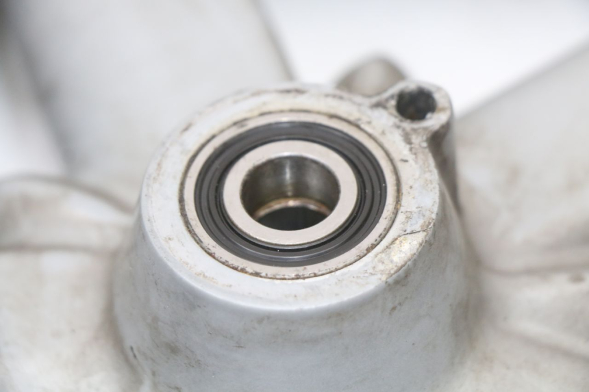 photo de OBRĘCZ PRZEDNIA RENAULT KOURANOS 125 (2001 - 2004) - Zbliżenie techniczne