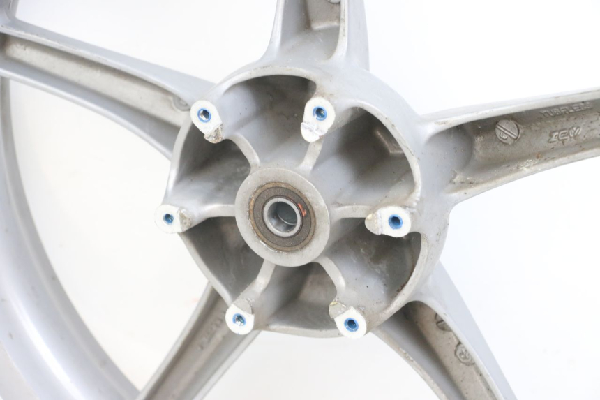 photo de OBRĘCZ PRZEDNIA PIAGGIO LIBERTY 4T 50 (2004 - 2008) - Szczegóły charakterystyczne