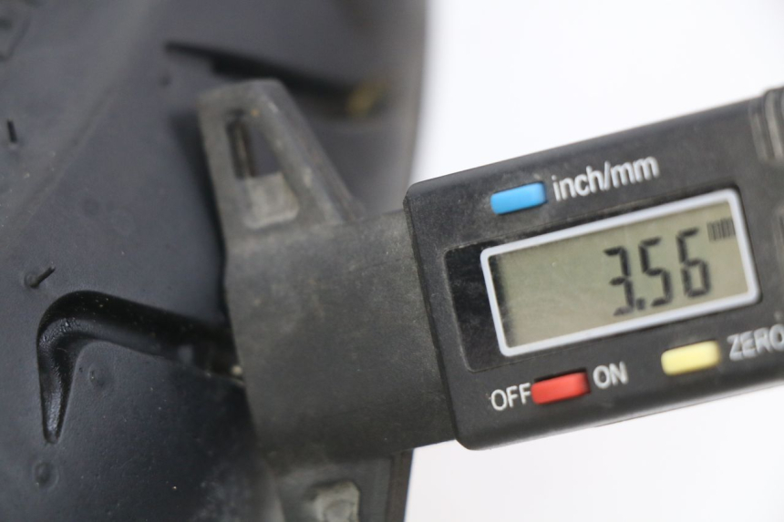 photo de OBRĘCZ PRZEDNIA PIAGGIO LIBERTY IGET S 125 (2016 - 2020) - Struktura - zbliżenie