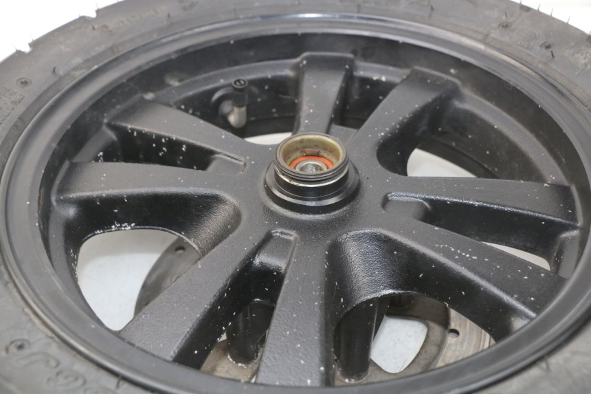 photo de OBRĘCZ PRZEDNIA KYMCO LIKE 2T 50 (2009 - 2018) - Zbliżenie techniczne