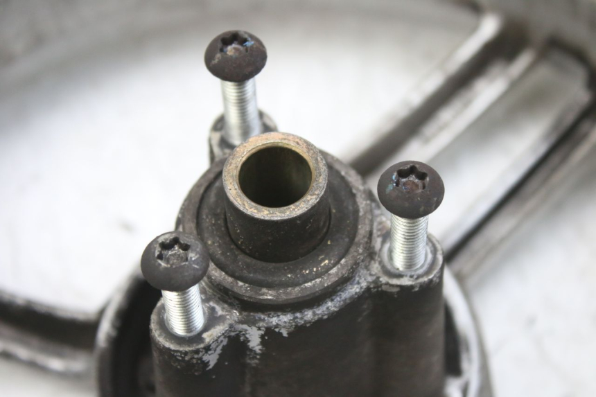 photo de OBRĘCZ PRZEDNIA PEUGEOT LUDIX 50 (2008 - 2017) - Oznaczenia i referencje