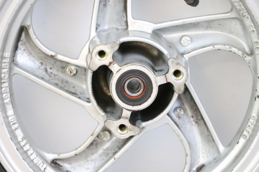 photo de OBRĘCZ PRZEDNIA SYM MIO 50 (2011 - 2017) - Zbliżenie techniczne