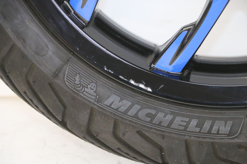 photo de OBRĘCZ PRZEDNIA PIAGGIO MP3 HPE 310 (2024 - 2025) - Kontrola wizualna