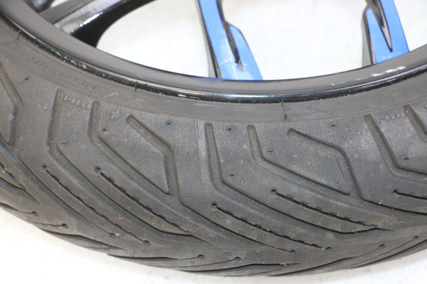 photo de OBRĘCZ PRZEDNIA PIAGGIO MP3 HPE 310 (2024 - 2025) - Oznaczenia i referencje