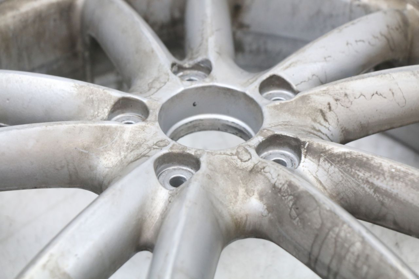 photo de OBRĘCZ PRZEDNIA PIAGGIO MP3 LT 400 (2007 - 2012) - Inny kąt widzenia