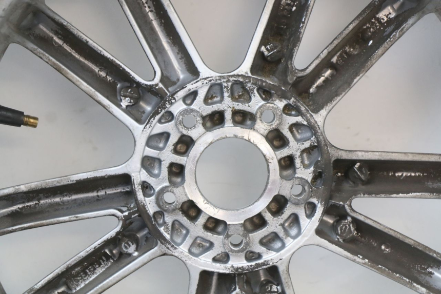 photo de OBRĘCZ PRZEDNIA PIAGGIO MP3 LT 400 (2007 - 2012) - Stan powierzchni