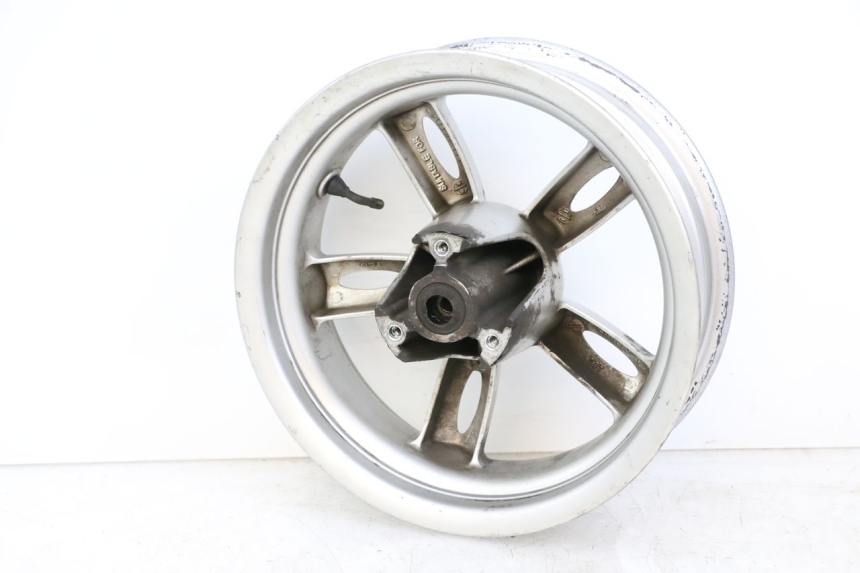 photo de OBRĘCZ PRZEDNIA YAMAHA NEO'S NEOS 2T 50 (2007 - 2017) - Zbliżenie komponentów