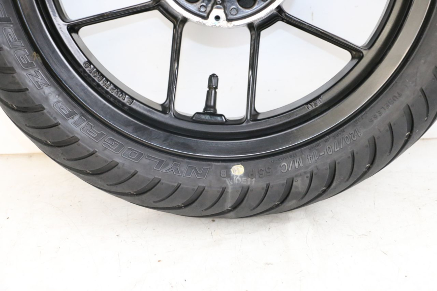 photo de OBRĘCZ PRZEDNIA PIAGGIO NEW TYPHOON 50 (2018 - 2021) - Szczegóły charakterystyczne