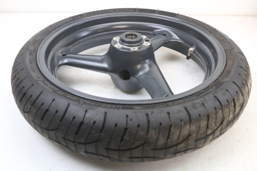 photo de OBRĘCZ PRZEDNIA MOTO GUZZI NORGE 8V GT 1200 (2011 - 2016) - Szczegół części