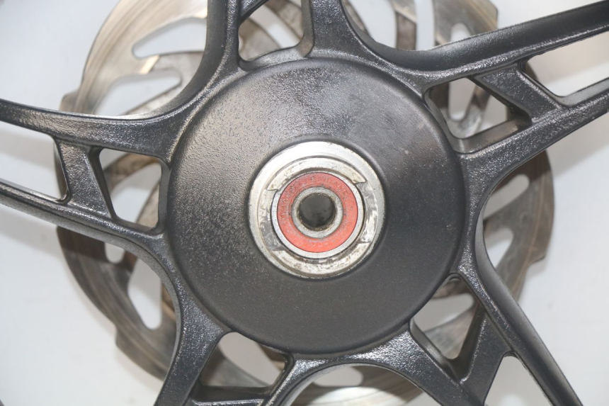 photo de OBRĘCZ PRZEDNIA KSR PANDORA 4T 50 (2018 - 2023) - Zbliżenie komponentów