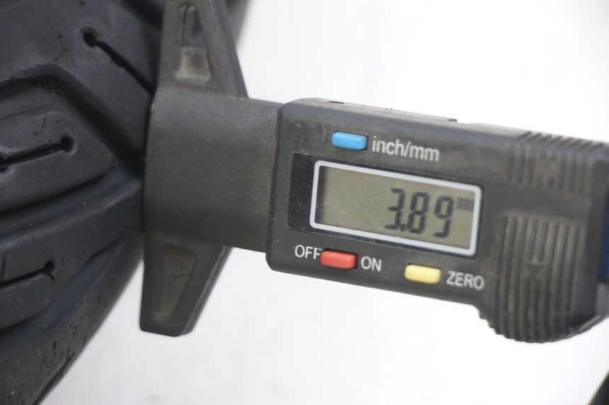 photo de OBRĘCZ PRZEDNIA HONDA PCX (JF28) 125 (2009 - 2011) - Zoom stanu zużycia