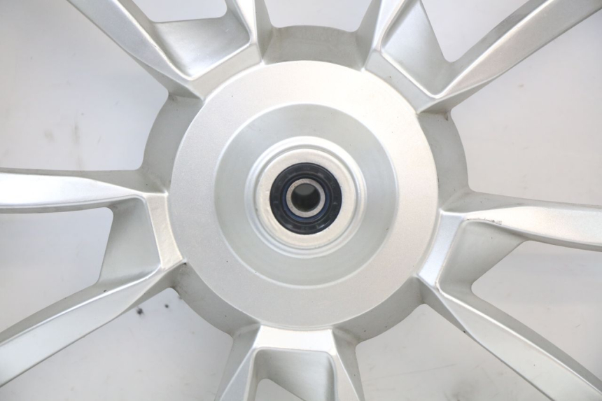 photo de OBRĘCZ PRZEDNIA PEUGEOT BELVILLE 125 (2017 - 2021) - Zbliżenie techniczne