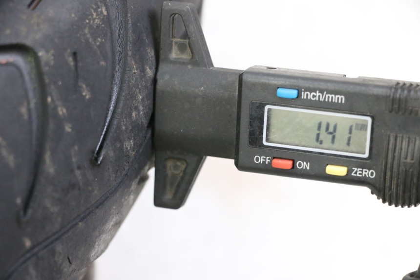 photo de OBRĘCZ PRZEDNIA PEUGEOT KISBEE 2T 50 (2010 - 2017) - Szczegół części