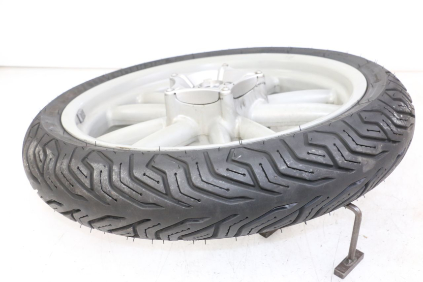 photo de OBRĘCZ PRZEDNIA PIAGGIO BEVERLY 125 (1998 - 2005) - Zoom stanu zużycia