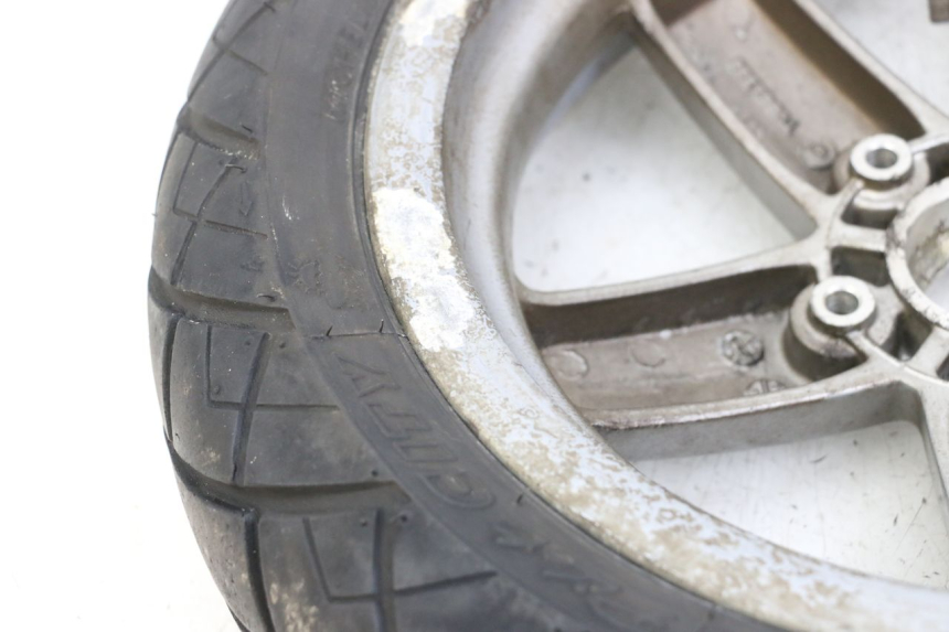 photo de OBRĘCZ PRZEDNIA PIAGGIO VESPA LX 2T 50 (2005 - 2013) - Zbliżenie techniczne