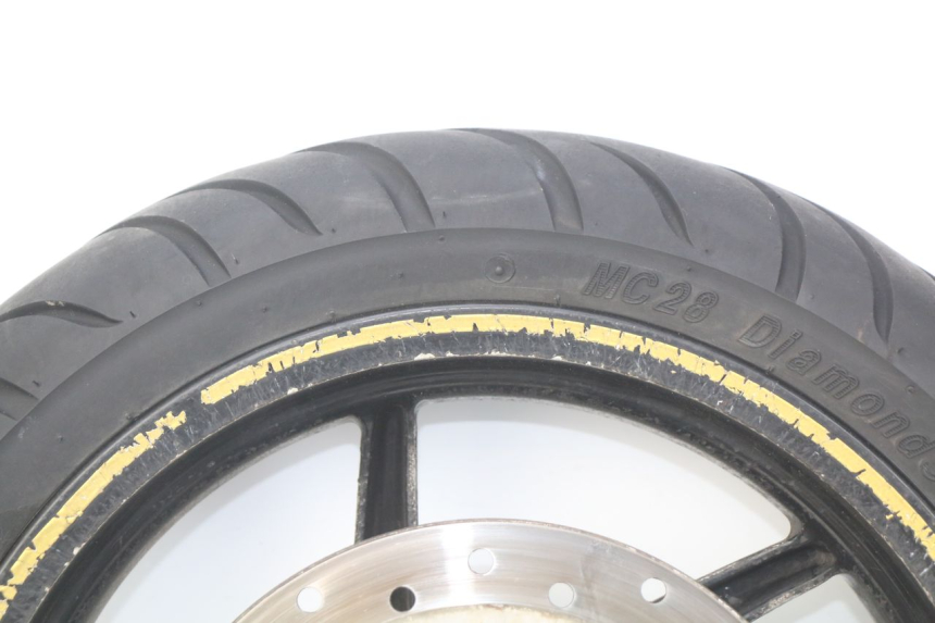 photo de OBRĘCZ PRZEDNIA GILERA RUNNER SP 50 (2009 - 2017) - Struktura - zbliżenie