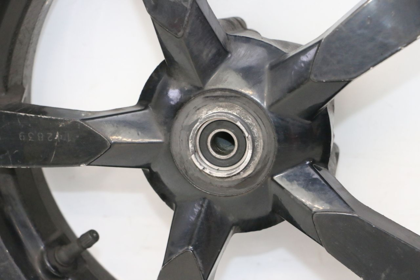 photo de OBRĘCZ PRZEDNIA PEUGEOT SATELIS 125 (2013 - 2018) - Punkty mocowania