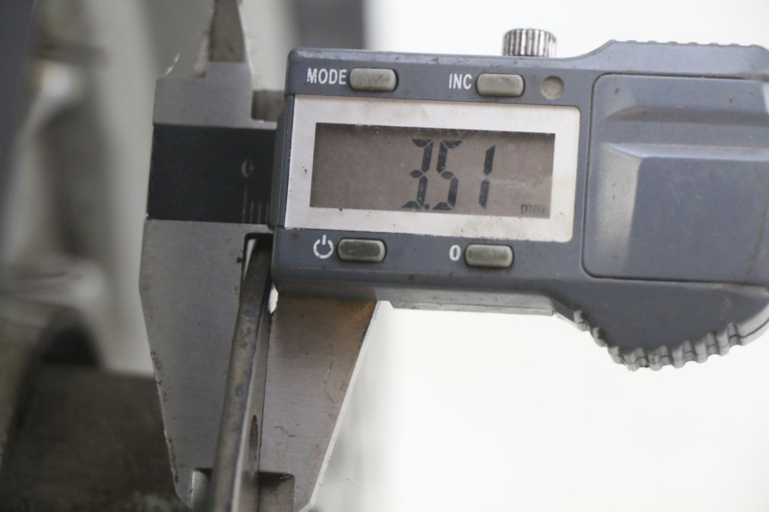 photo de OBRĘCZ PRZEDNIA KYMCO SENTO 100 (2008 - 2013) - Szczegół części