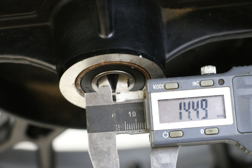 photo de OBRĘCZ PRZEDNIA SHERCO SM-R 50 (2013 - 2017) - Zoom stanu zużycia