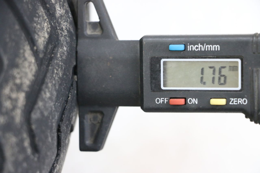 photo de OBRĘCZ PRZEDNIA HARLEY DAVIDSON SPORTSTER XL CUSTOM 1200 (2003 - 2004) - Szczegół części