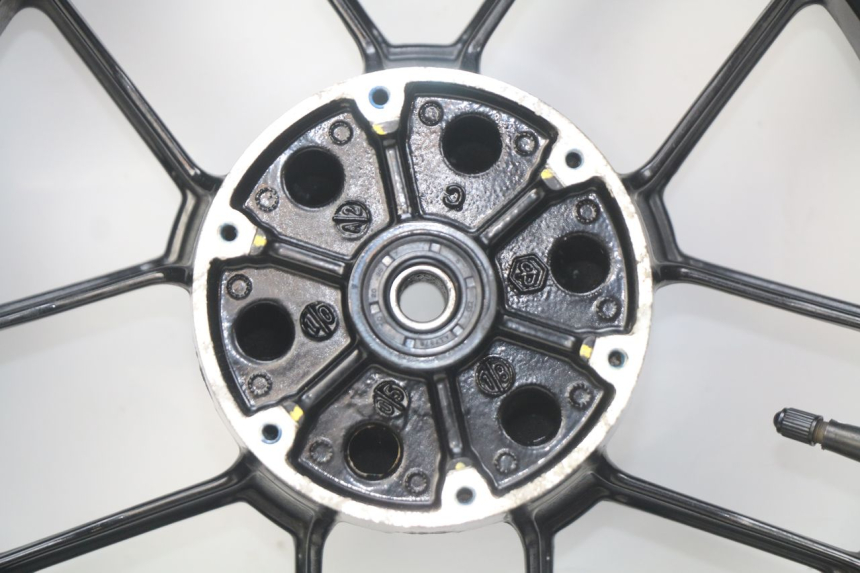 photo de OBRĘCZ PRZEDNIA APRILIA SR 2T 50 (2018 - 2022) - Oznaczenia i referencje