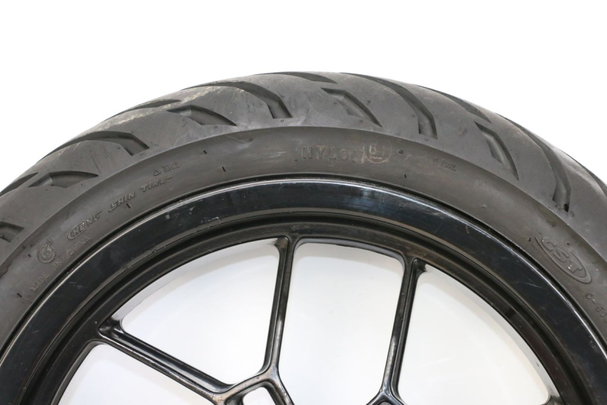 photo de OBRĘCZ PRZEDNIA APRILIA SR MOTARD 50 (2012 - 2018) - Zbliżenie techniczne