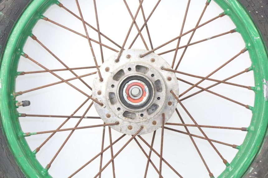 photo de OBRĘCZ PRZEDNIA YAMAHA SR 125 (1982 - 2003) - Szczegóły charakterystyczne