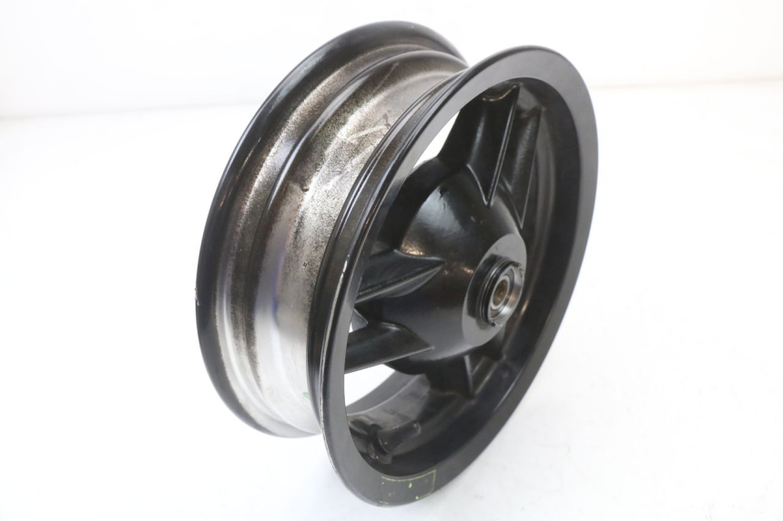 photo de OBRĘCZ PRZEDNIA PEUGEOT STREETZONE I 2T 50 (2018 - 2020) - Zbliżenie techniczne