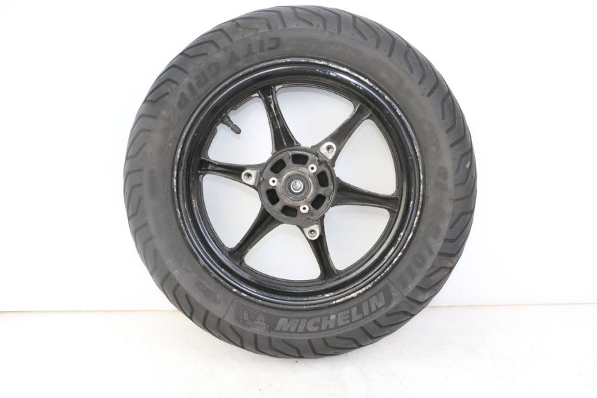 photo de OBRĘCZ PRZEDNIA SUZUKI BURGMAN 125 (2018 - 2021) - Szczegół części